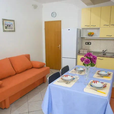 Appartement Rogoznica 12820b