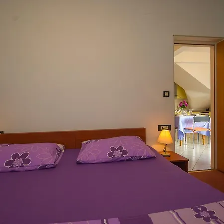 Rogoznica 12820b Appartement